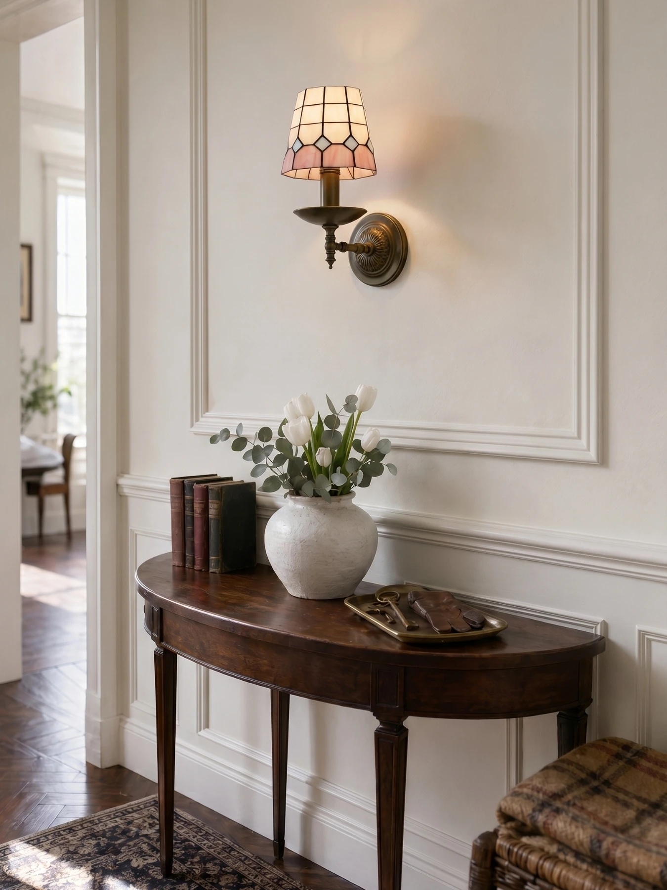 Ambiance maison avec lampe en vitrail