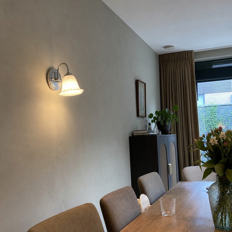 Photo client de l'applique murale dans une pièce à vivre