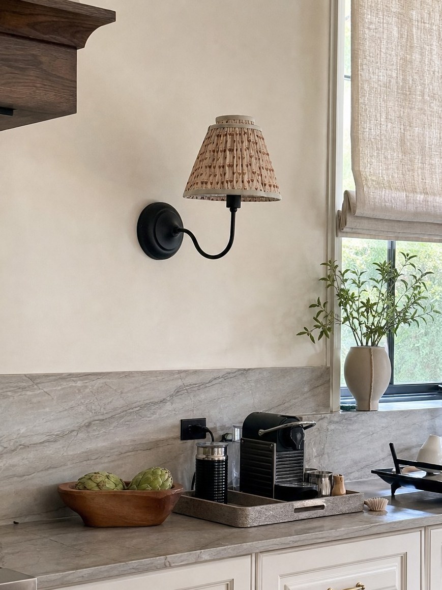 Solmire pendant in a bedroom
